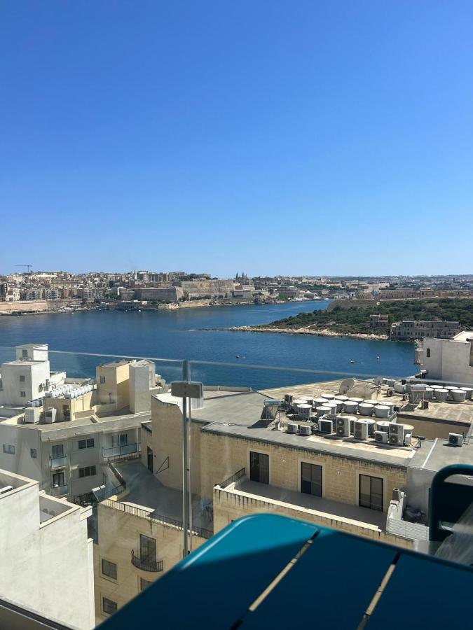 Eleven By Warren Collection Lägenhet Sliema Exteriör bild